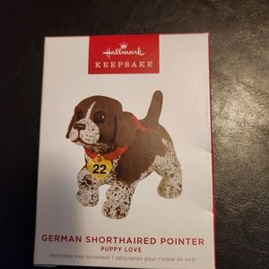 Hallmark Puppy Love 2022 Ornament GermanShorthaired Pointer.  New in Box
